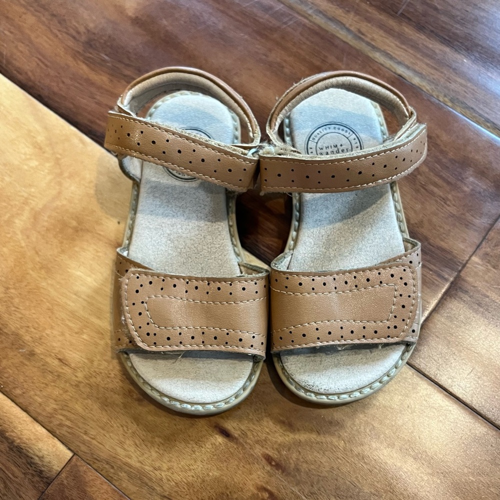 Whim & Wonder By Sweet Honey Fold Over Sandals Brown Size 6 GUC
